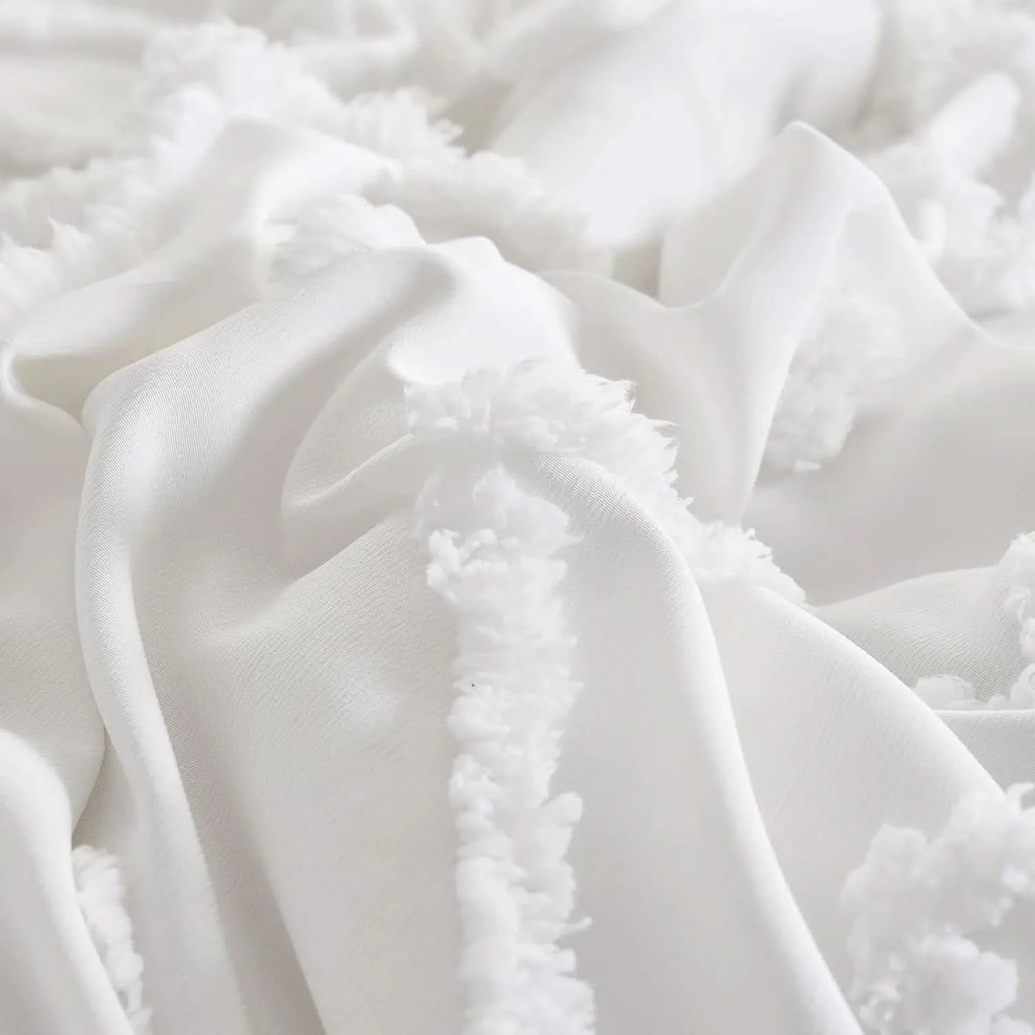Close-up of white fabric with textured surface
pinch pleat bedding set

microfiber comforter set

queen comforter set

luxury bedding

soft bedding

machine washable bedding

lightweight comforter

hotel-style bedding

gift bedding set

all-season bedding