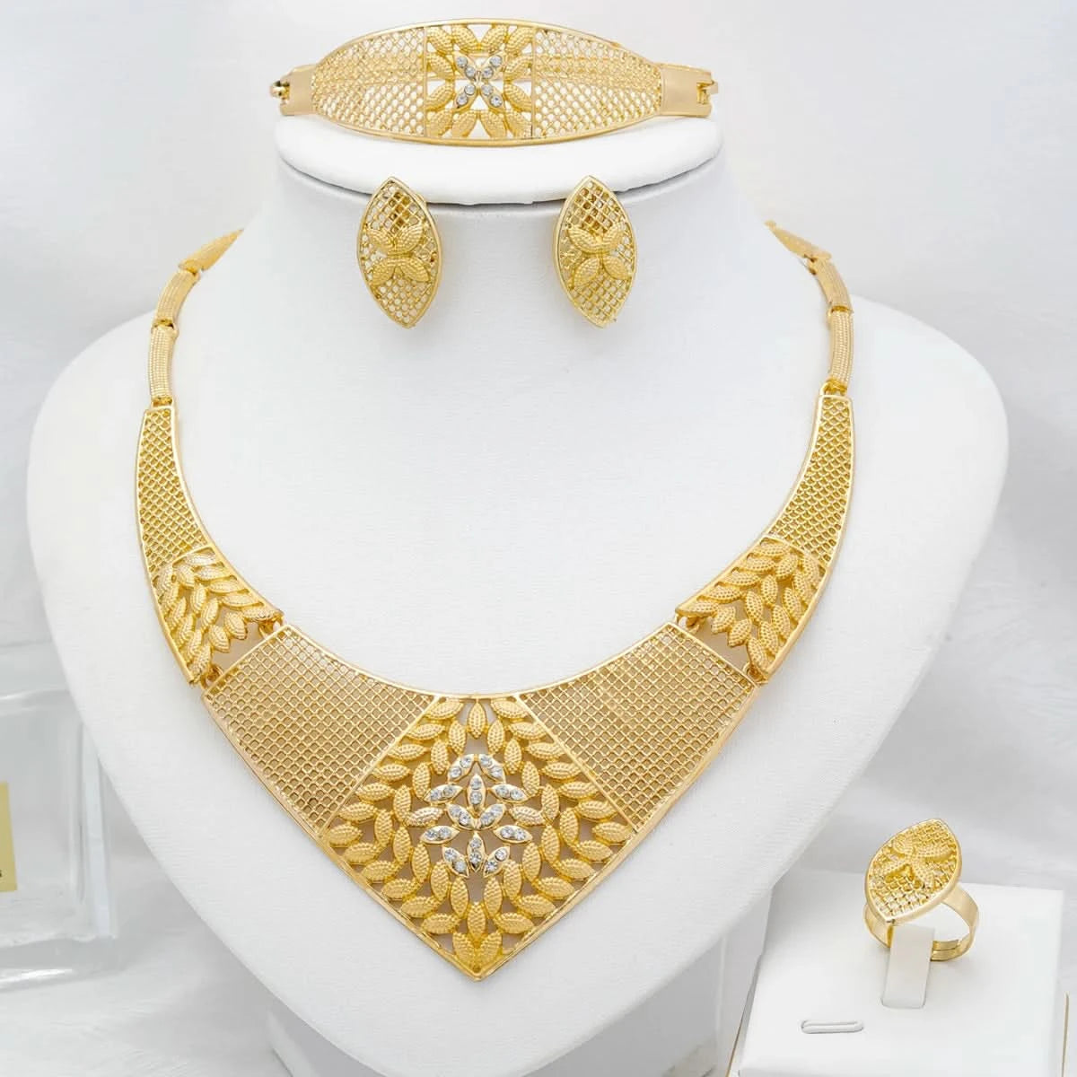 Jewelry Sets for Women Flower Pendant Necklace 18k Gold Plated Fashion Design Earring Bracelet Ring Sets Exquisite Gifts - M & M Global