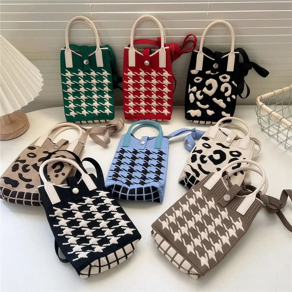 Korean Fashion Heart Knitted Mini Square Handbag for Women Small Mobile Phone Shoulder Bags Girls Cute Outdoor Crossbody Bags - M & M Global