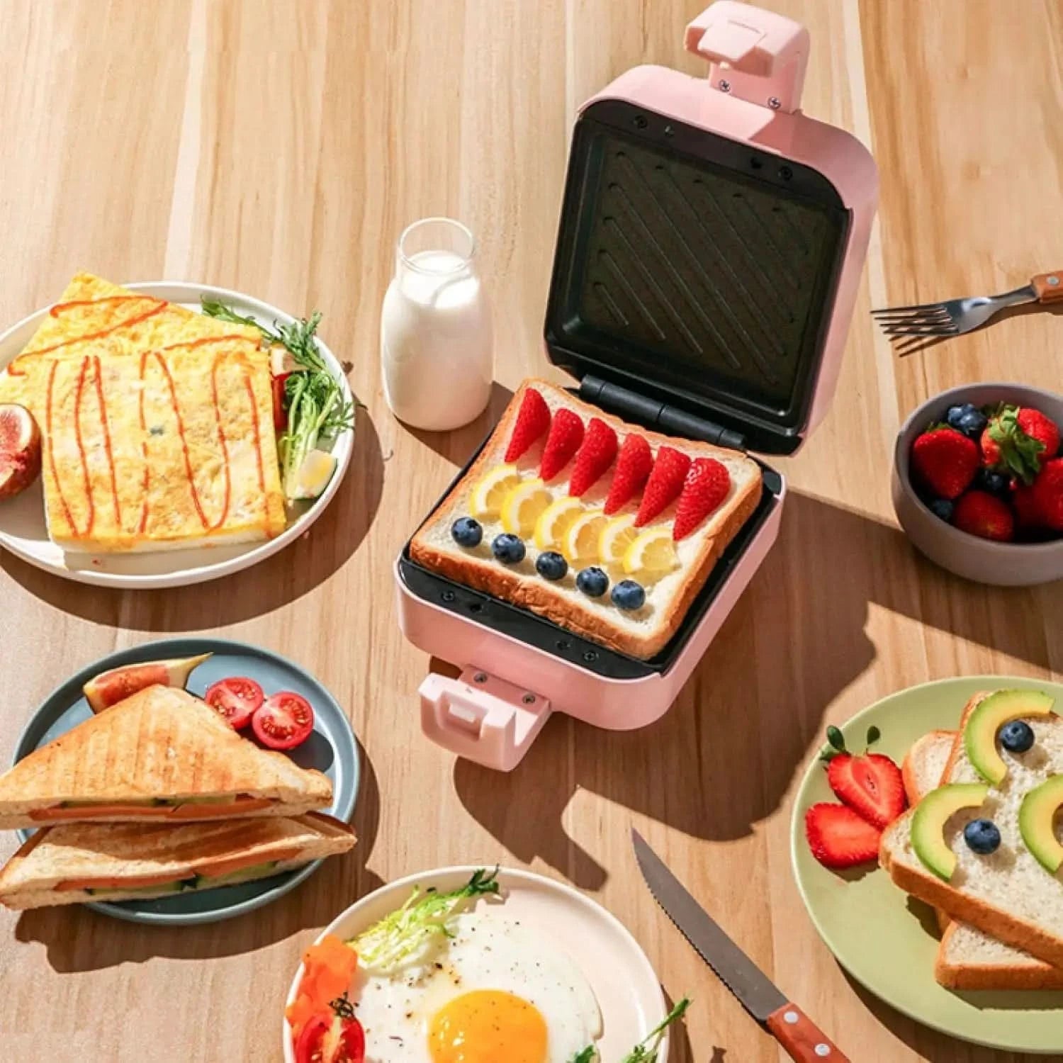 Small Sandwich Maker,220V Electric Sandwich Maker ，Waffle Maker Toaster Baking Multifunctional Breakfast Machine， Pancake Sandwi - M & M Global