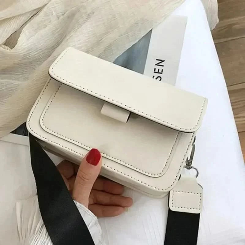 Women's versatile retro handle handbag, crossbody bag, single shoulder flip bag - M & M Global