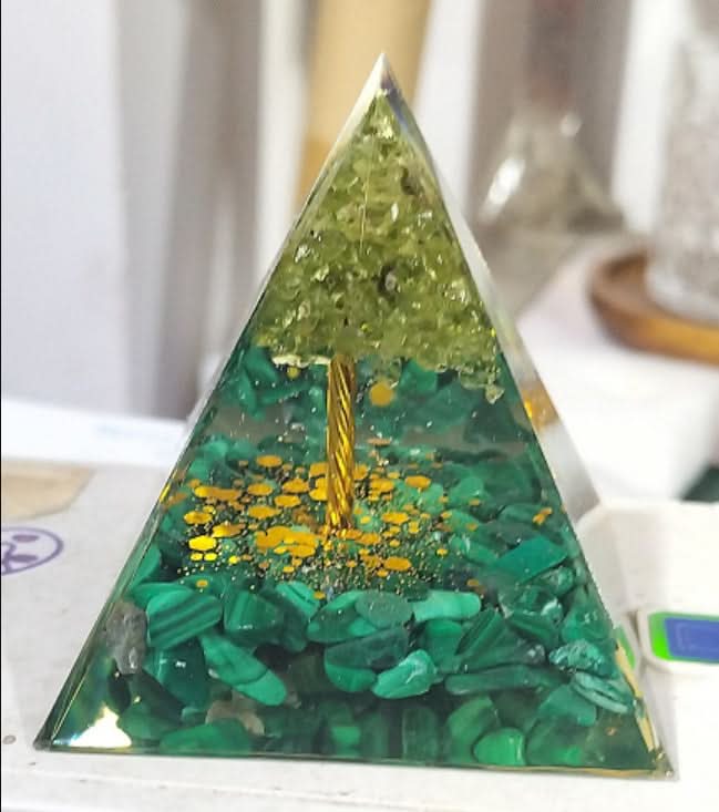 Pyramid Decoration Natural Crystal Gravel Energy Tower - M & M Global